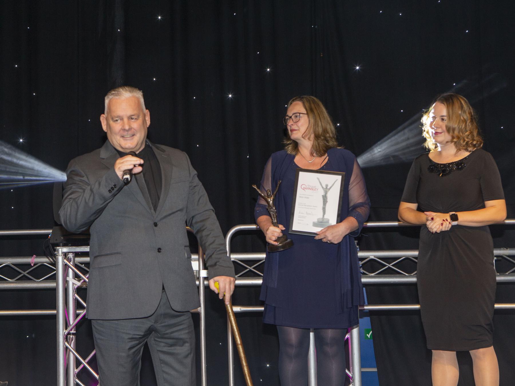SPECIAL RECOGNITION AWARD: MICK WALE SPECIAL RECOGNITION AWARD: MICK WALE